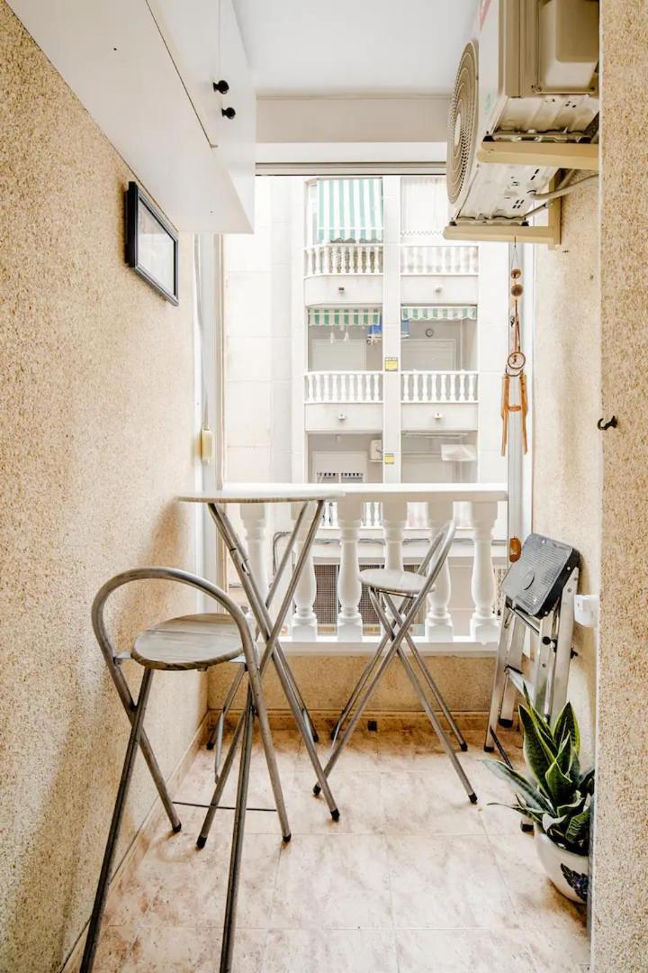 Apartamento Inteiro Acolhedor Perto Da Praia Torrevieja Exterior foto